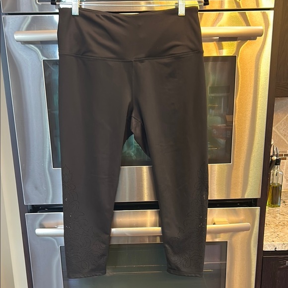 GAIAM‎ Black Leggings Stretchy Athletic Fit - Picture 1 of 6